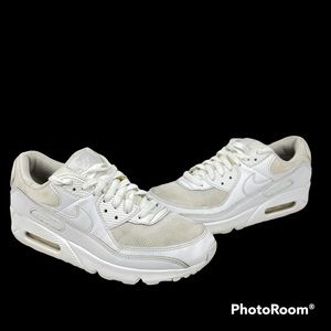 NIKE AIR  MAX 90 Triple White Sneakers Men’s Size 9